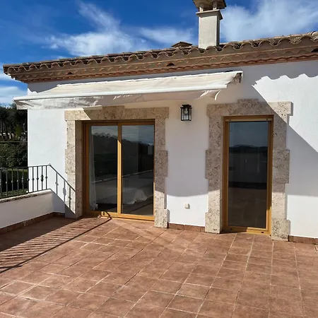 Casa Mas Con Piscina Infinita Con Playa فيلة كالونج